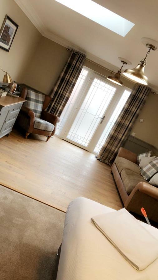 덤프리스 The Huntingdon B&B 외부 사진
